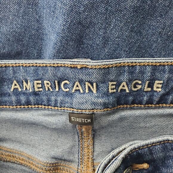 American Eagle Womens Medium Wash Mom Jean Size 12 - Picture 4 of 7